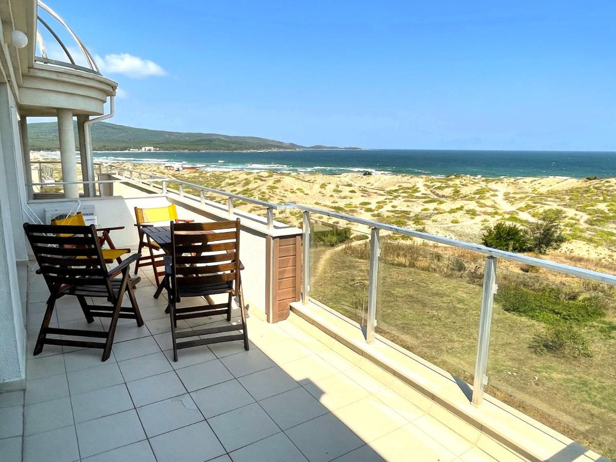 Sea View Apartment Free Parking Primorsko Exteriör bild
