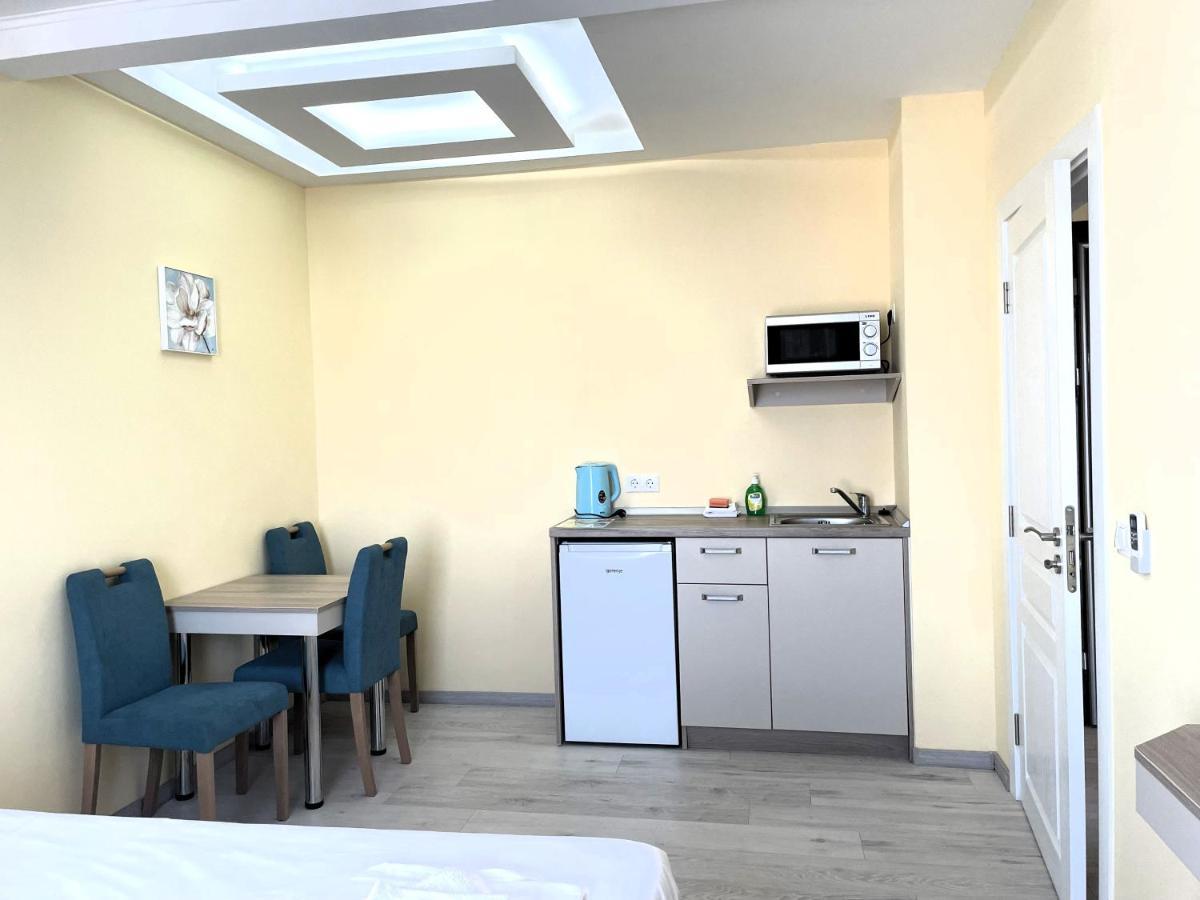 Sea View Apartment Free Parking Primorsko Exteriör bild
